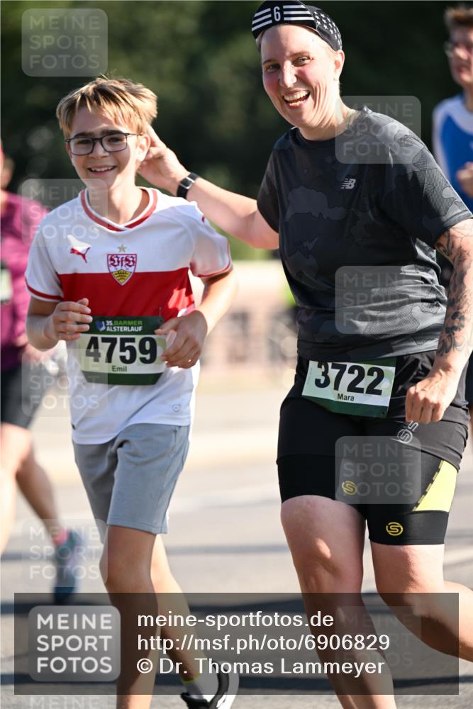 01.09.2024 - BARMER Alsterlauf Dr. Thomas Lammeyer http://msf.ph/oto/6906829 01.09.2024 09:42:14 Laufen 1, 35, 4759, 3722, 6 meine-sportfotos.de