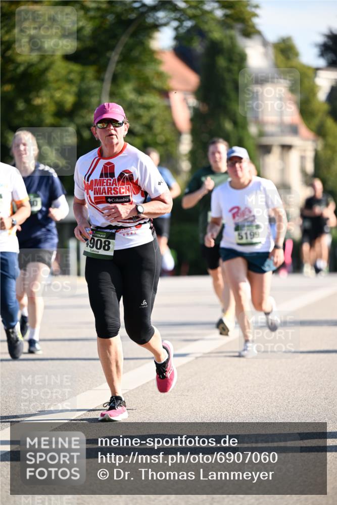 01.09.2024 - BARMER Alsterlauf Dr. Thomas Lammeyer http://msf.ph/oto/6907060 01.09.2024 09:42:26 Laufen 908, 023, 5199 meine-sportfotos.de
