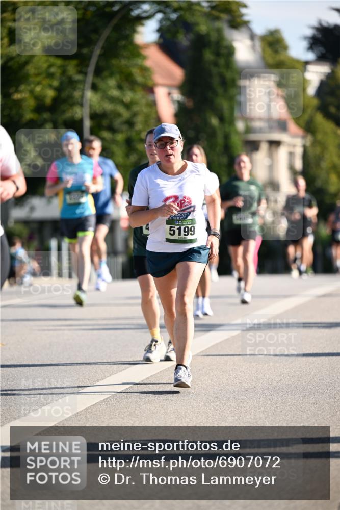 01.09.2024 - BARMER Alsterlauf Dr. Thomas Lammeyer http://msf.ph/oto/6907072 01.09.2024 09:42:27 Laufen 135, 5199 meine-sportfotos.de