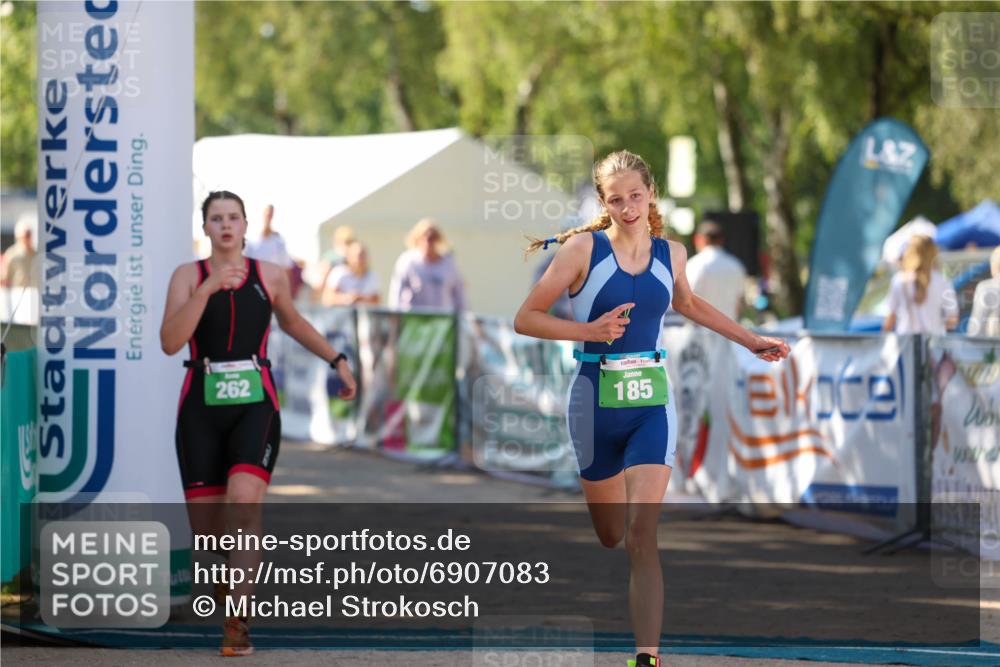 01.09.2024 - 17. Tribühne Triathlon Michael Strokosch http://msf.ph/oto/6907083 01.09.2024 11:16:55 Ziel 185, 262 meine-sportfotos.de