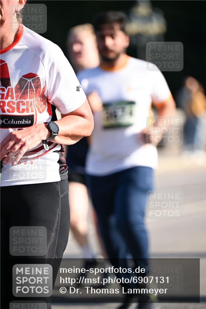 01.09.2024 - BARMER Alsterlauf Dr. Thomas Lammeyer http://msf.ph/oto/6907131 01.09.2024 09:42:29 Laufen 023, 8 meine-sportfotos.de