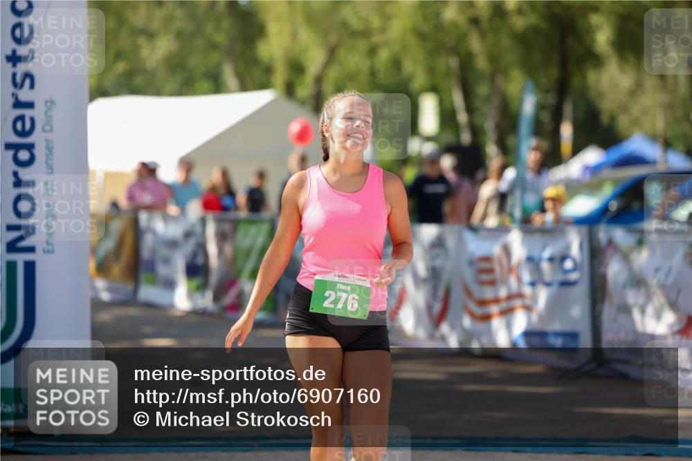01.09.2024 - 17. Tribühne Triathlon Michael Strokosch http://msf.ph/oto/6907160 01.09.2024 11:17:36 Ziel 276 meine-sportfotos.de