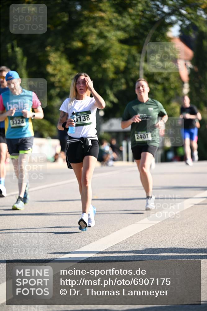 01.09.2024 - BARMER Alsterlauf Dr. Thomas Lammeyer http://msf.ph/oto/6907175 01.09.2024 09:42:31 Laufen 3324, 138, 2401 meine-sportfotos.de