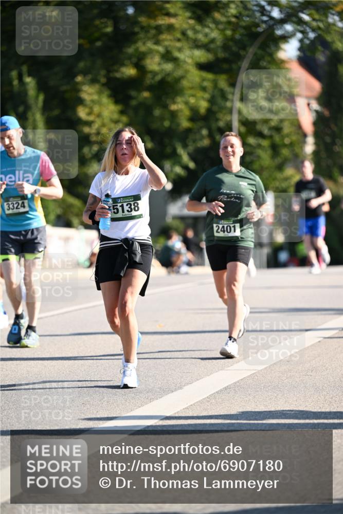 01.09.2024 - BARMER Alsterlauf Dr. Thomas Lammeyer http://msf.ph/oto/6907180 01.09.2024 09:42:31 Laufen 3324, 5138, 2401 meine-sportfotos.de
