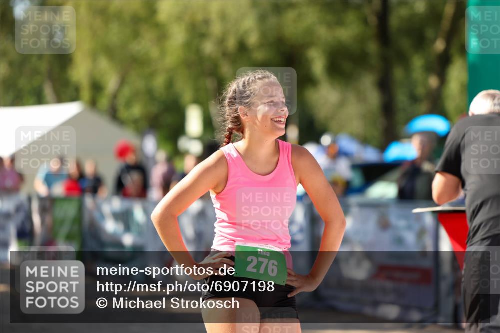 01.09.2024 - 17. Tribühne Triathlon Michael Strokosch http://msf.ph/oto/6907198 01.09.2024 11:17:38 Ziel 276 meine-sportfotos.de