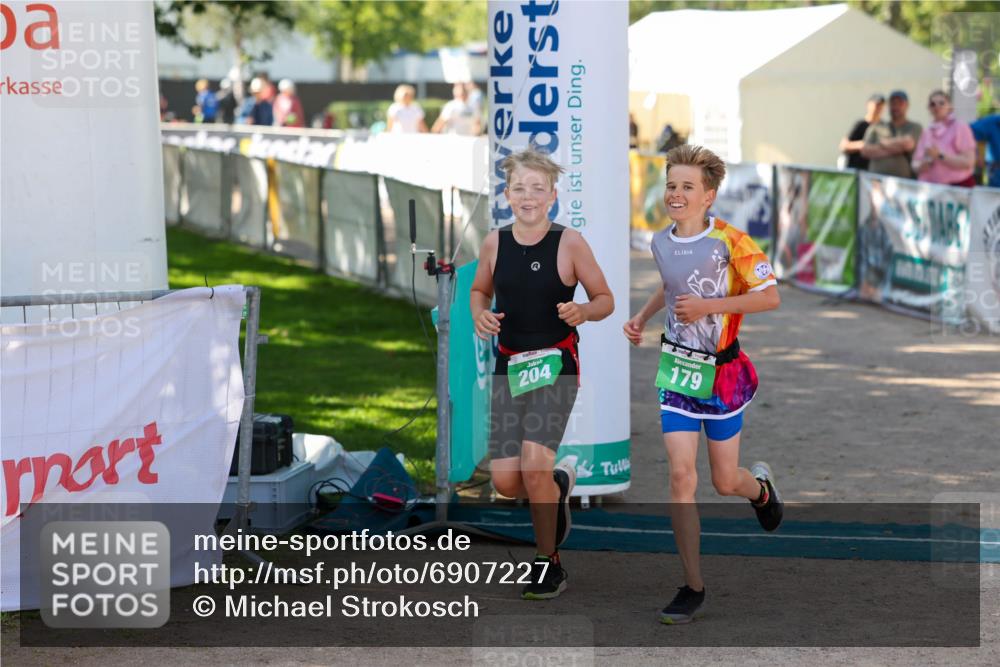 01.09.2024 - 17. Tribühne Triathlon Michael Strokosch http://msf.ph/oto/6907227 01.09.2024 11:20:36 Ziel 179, 204 meine-sportfotos.de