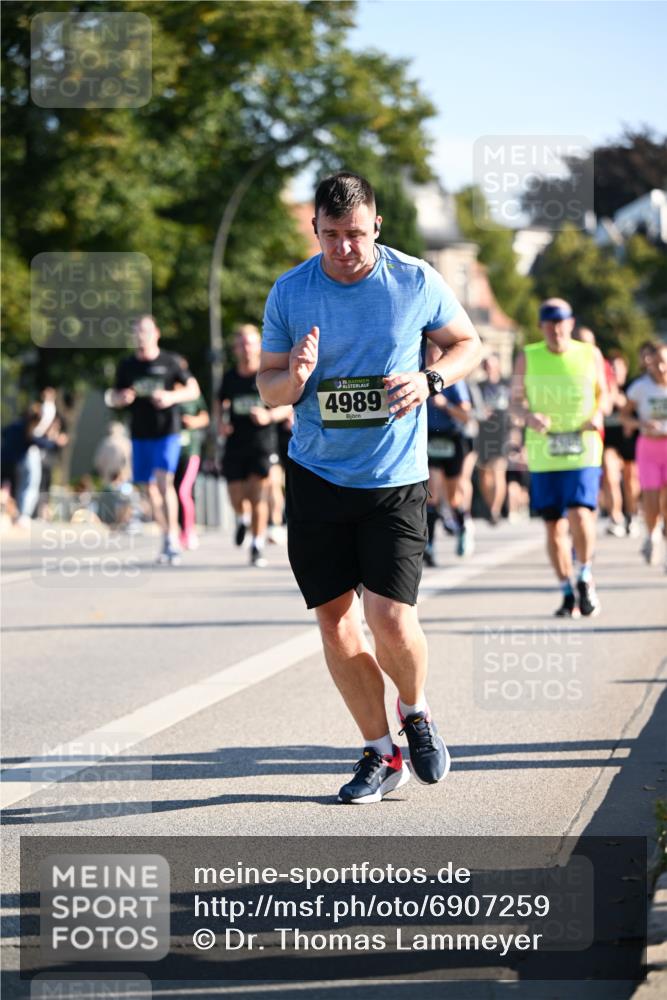 01.09.2024 - BARMER Alsterlauf Dr. Thomas Lammeyer http://msf.ph/oto/6907259 01.09.2024 09:42:35 Laufen 4989 meine-sportfotos.de