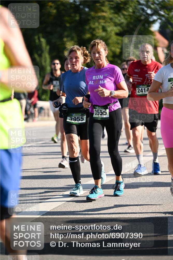 01.09.2024 - BARMER Alsterlauf Dr. Thomas Lammeyer http://msf.ph/oto/6907390 01.09.2024 09:42:40 Laufen 135, 3955, 3555, 2414 meine-sportfotos.de