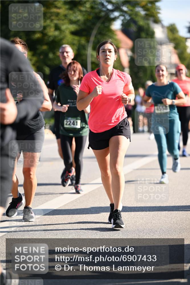 01.09.2024 - BARMER Alsterlauf Dr. Thomas Lammeyer http://msf.ph/oto/6907433 01.09.2024 09:42:43 Laufen 2241, 4558 meine-sportfotos.de