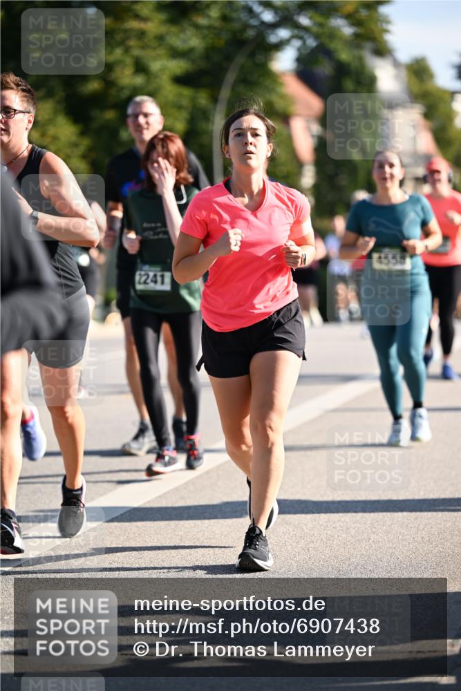 01.09.2024 - BARMER Alsterlauf Dr. Thomas Lammeyer http://msf.ph/oto/6907438 01.09.2024 09:42:43 Laufen 4558, 2241 meine-sportfotos.de