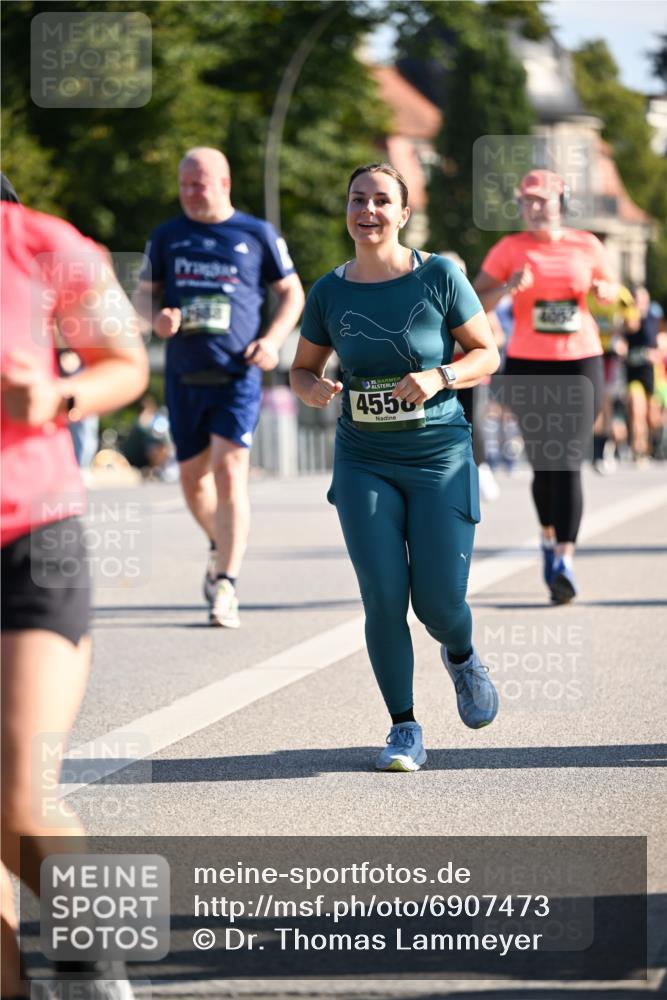 01.09.2024 - BARMER Alsterlauf Dr. Thomas Lammeyer http://msf.ph/oto/6907473 01.09.2024 09:42:44 Laufen 4556 meine-sportfotos.de