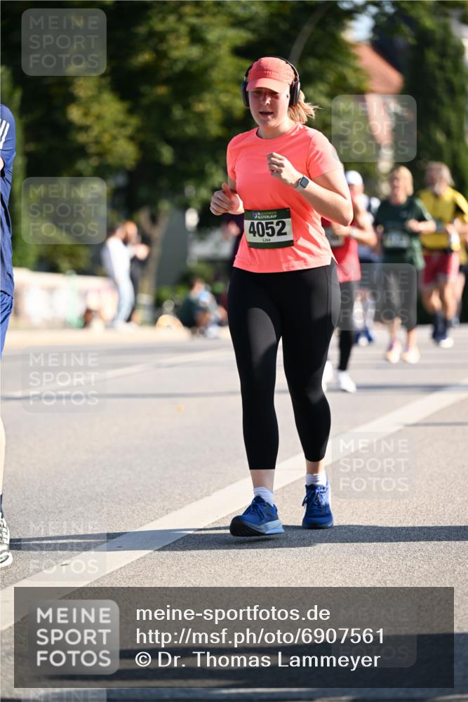 01.09.2024 - BARMER Alsterlauf Dr. Thomas Lammeyer http://msf.ph/oto/6907561 01.09.2024 09:42:47 Laufen 35, 4052 meine-sportfotos.de