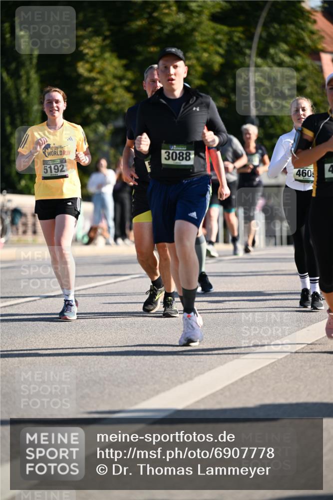 01.09.2024 - BARMER Alsterlauf Dr. Thomas Lammeyer http://msf.ph/oto/6907778 01.09.2024 09:42:55 Laufen 5192, 3088, 460, 4 meine-sportfotos.de