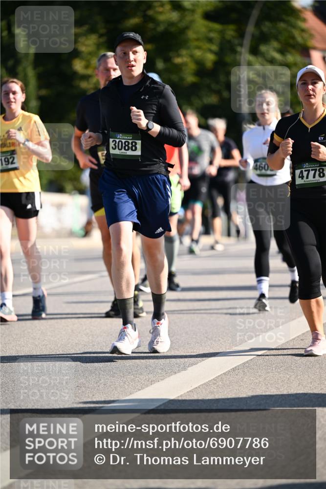 01.09.2024 - BARMER Alsterlauf Dr. Thomas Lammeyer http://msf.ph/oto/6907786 01.09.2024 09:42:55 Laufen 192, 3088, 460, 4778 meine-sportfotos.de