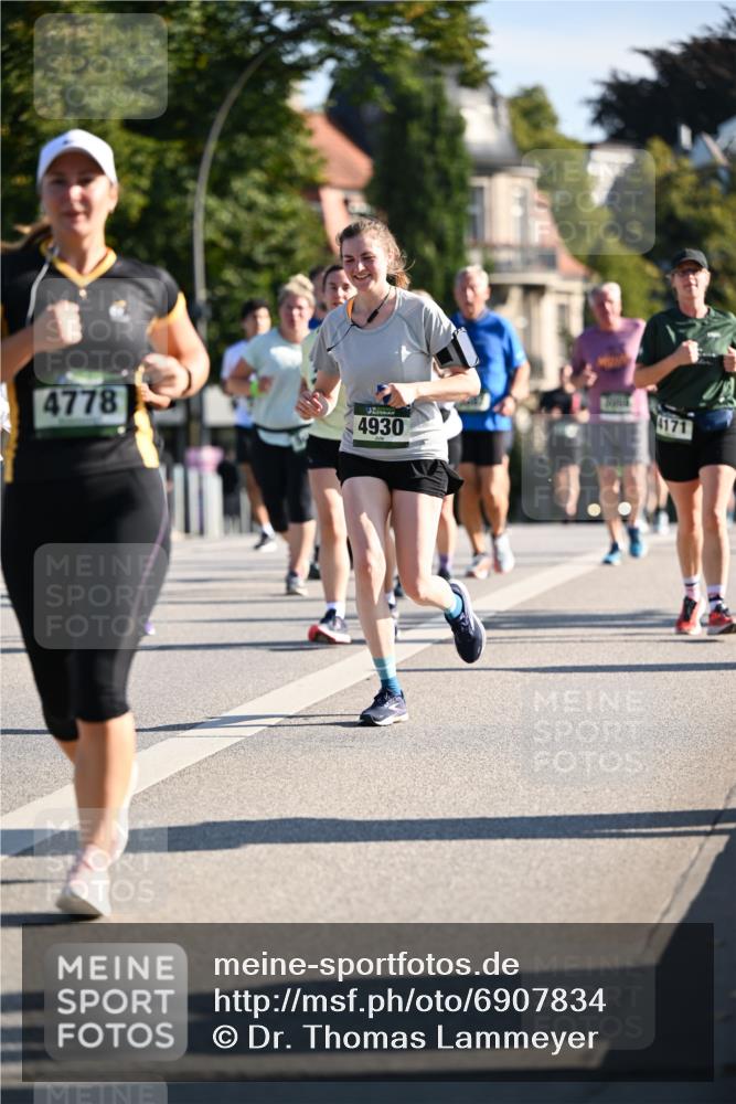 01.09.2024 - BARMER Alsterlauf Dr. Thomas Lammeyer http://msf.ph/oto/6907834 01.09.2024 09:42:57 Laufen 4778, 4930, 4171 meine-sportfotos.de
