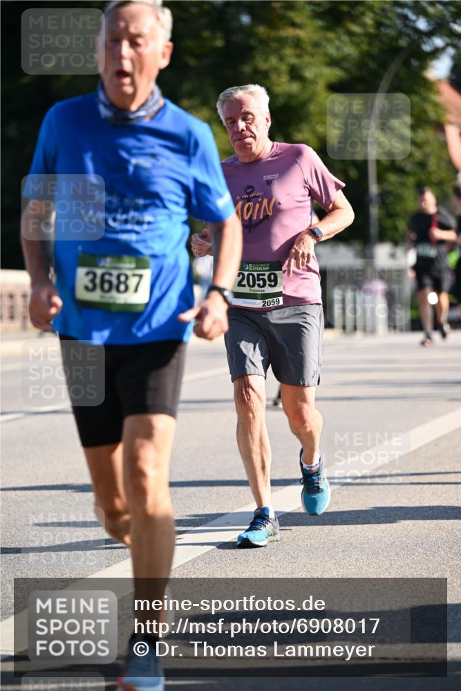 01.09.2024 - BARMER Alsterlauf Dr. Thomas Lammeyer http://msf.ph/oto/6908017 01.09.2024 09:43:04 Laufen 10, 3687, 2059, 2059 meine-sportfotos.de
