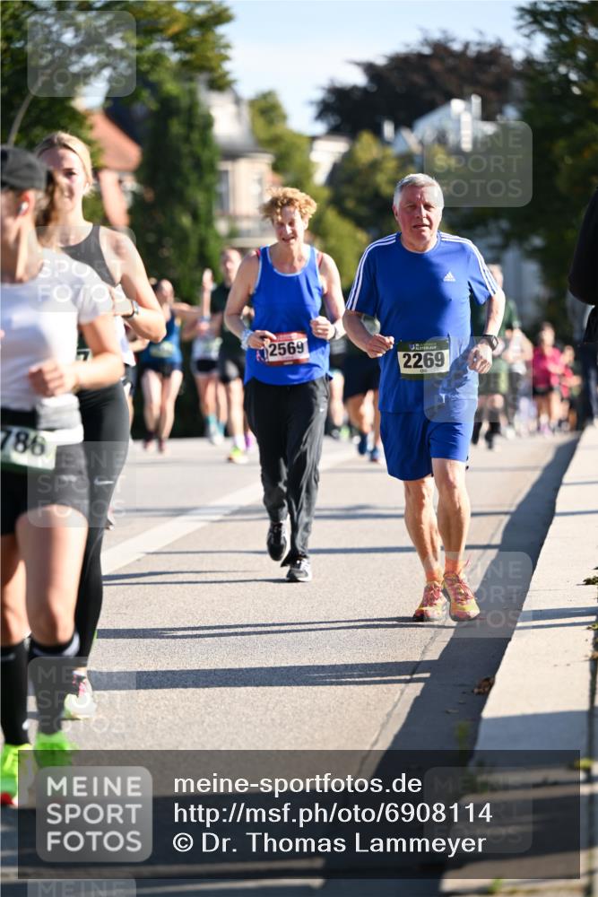 01.09.2024 - BARMER Alsterlauf Dr. Thomas Lammeyer http://msf.ph/oto/6908114 01.09.2024 09:43:09 Laufen 786, 2569, 2269 meine-sportfotos.de