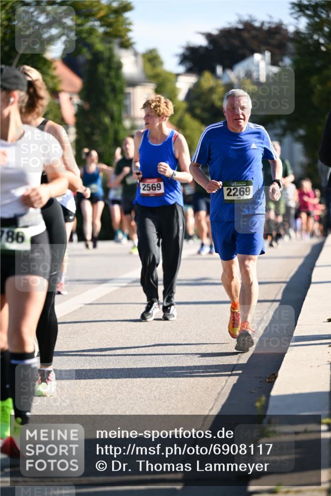 01.09.2024 - BARMER Alsterlauf Dr. Thomas Lammeyer http://msf.ph/oto/6908117 01.09.2024 09:43:09 Laufen 786, 2569, 2269 meine-sportfotos.de