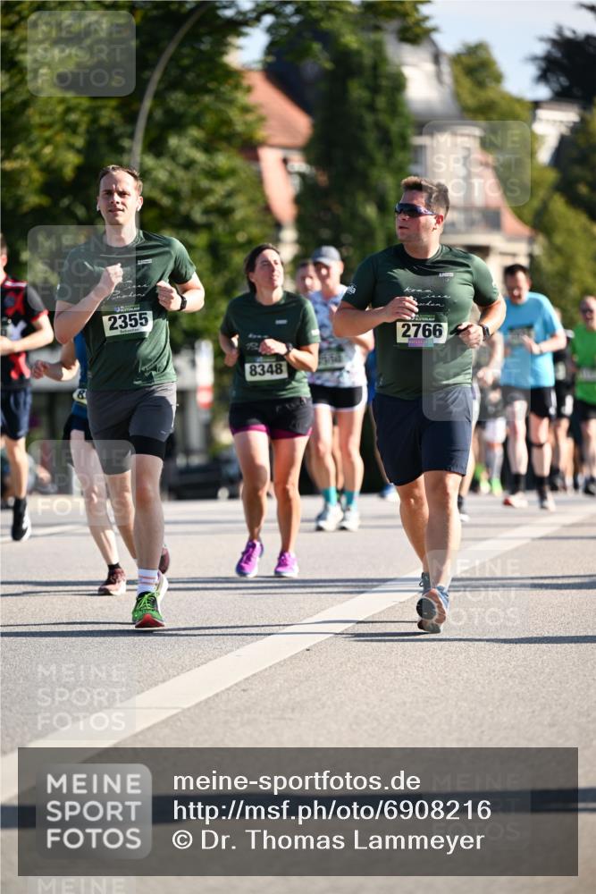 01.09.2024 - BARMER Alsterlauf Dr. Thomas Lammeyer http://msf.ph/oto/6908216 01.09.2024 09:43:14 Laufen 2355, 8348, 2766 meine-sportfotos.de