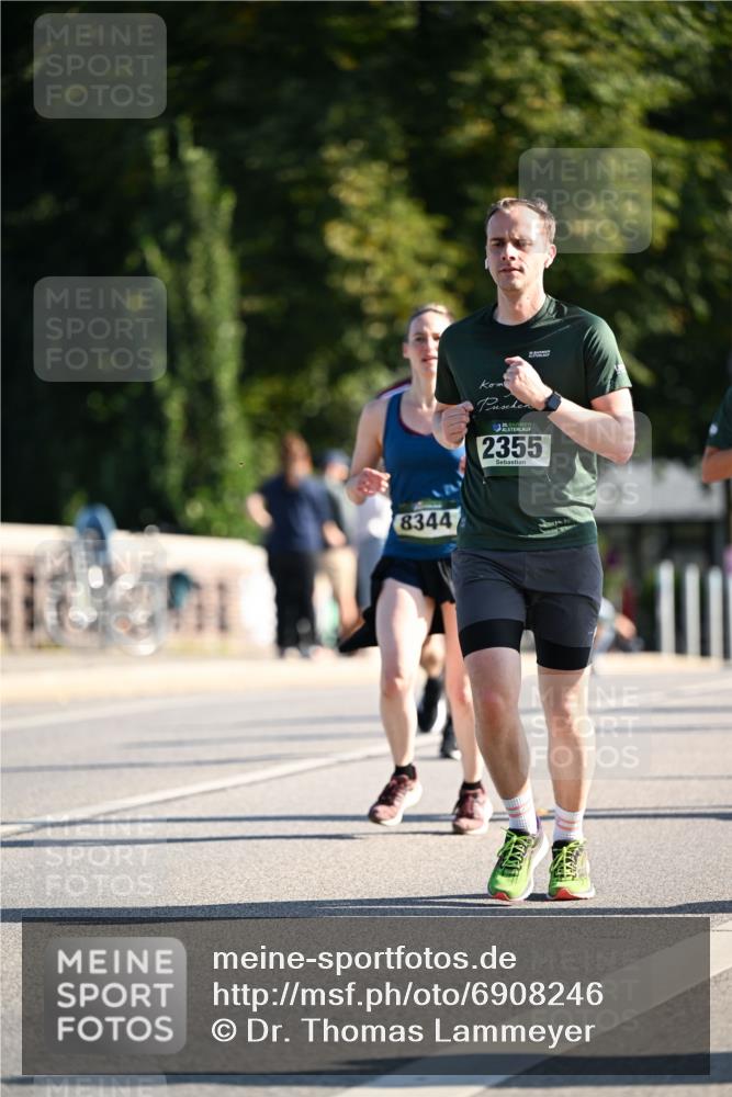 01.09.2024 - BARMER Alsterlauf Dr. Thomas Lammeyer http://msf.ph/oto/6908246 01.09.2024 09:43:15 Laufen 8344, 2355 meine-sportfotos.de