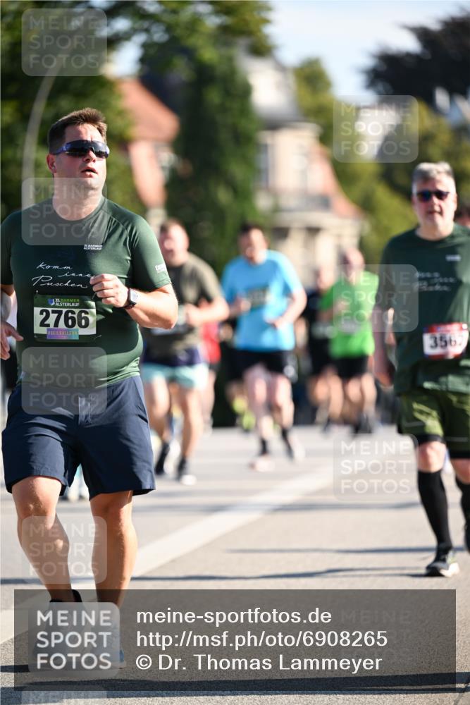 01.09.2024 - BARMER Alsterlauf Dr. Thomas Lammeyer http://msf.ph/oto/6908265 01.09.2024 09:43:16 Laufen 35, 1635, 2766, 10000, 356 meine-sportfotos.de