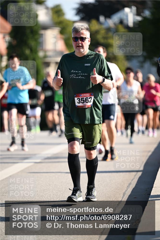 01.09.2024 - BARMER Alsterlauf Dr. Thomas Lammeyer http://msf.ph/oto/6908287 01.09.2024 09:43:17 Laufen 35, 3562 meine-sportfotos.de