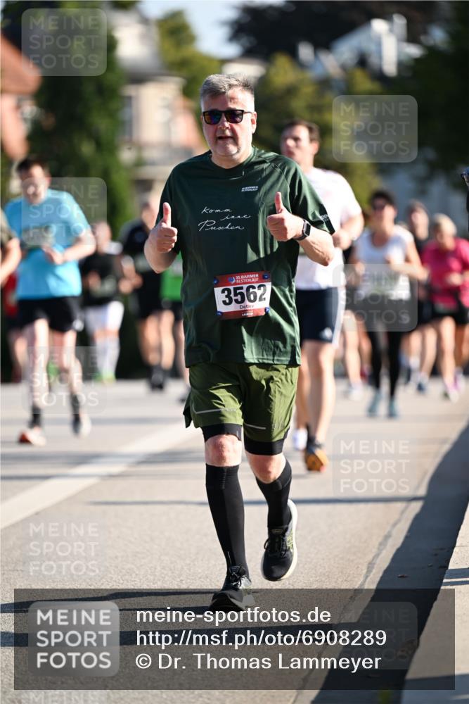 01.09.2024 - BARMER Alsterlauf Dr. Thomas Lammeyer http://msf.ph/oto/6908289 01.09.2024 09:43:17 Laufen 35, 3562 meine-sportfotos.de