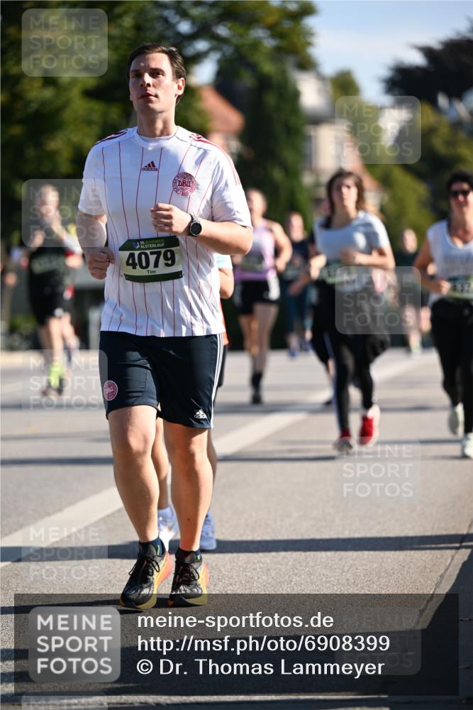 01.09.2024 - BARMER Alsterlauf Dr. Thomas Lammeyer http://msf.ph/oto/6908399 01.09.2024 09:43:22 Laufen 4079 meine-sportfotos.de