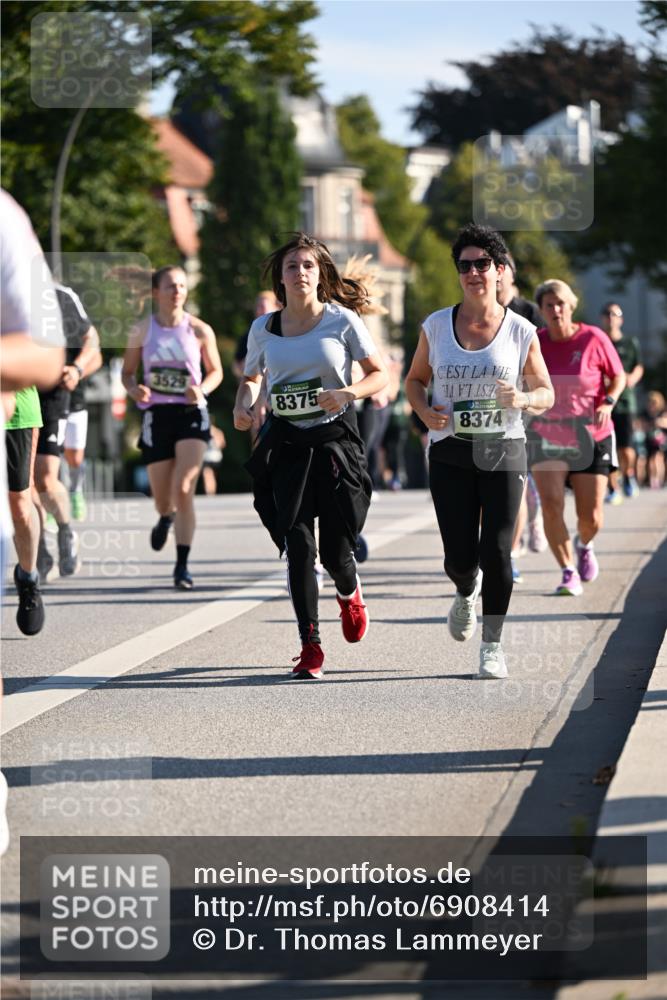 01.09.2024 - BARMER Alsterlauf Dr. Thomas Lammeyer http://msf.ph/oto/6908414 01.09.2024 09:43:22 Laufen 8375, 8374 meine-sportfotos.de
