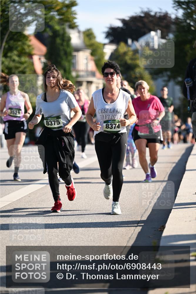 01.09.2024 - BARMER Alsterlauf Dr. Thomas Lammeyer http://msf.ph/oto/6908443 01.09.2024 09:43:23 Laufen 3529, 8375, 8374 meine-sportfotos.de