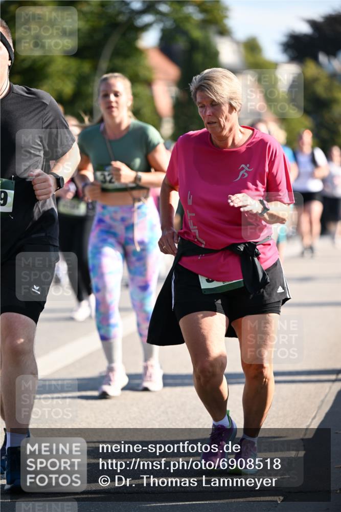01.09.2024 - BARMER Alsterlauf Dr. Thomas Lammeyer http://msf.ph/oto/6908518 01.09.2024 09:43:27 Laufen 32 meine-sportfotos.de