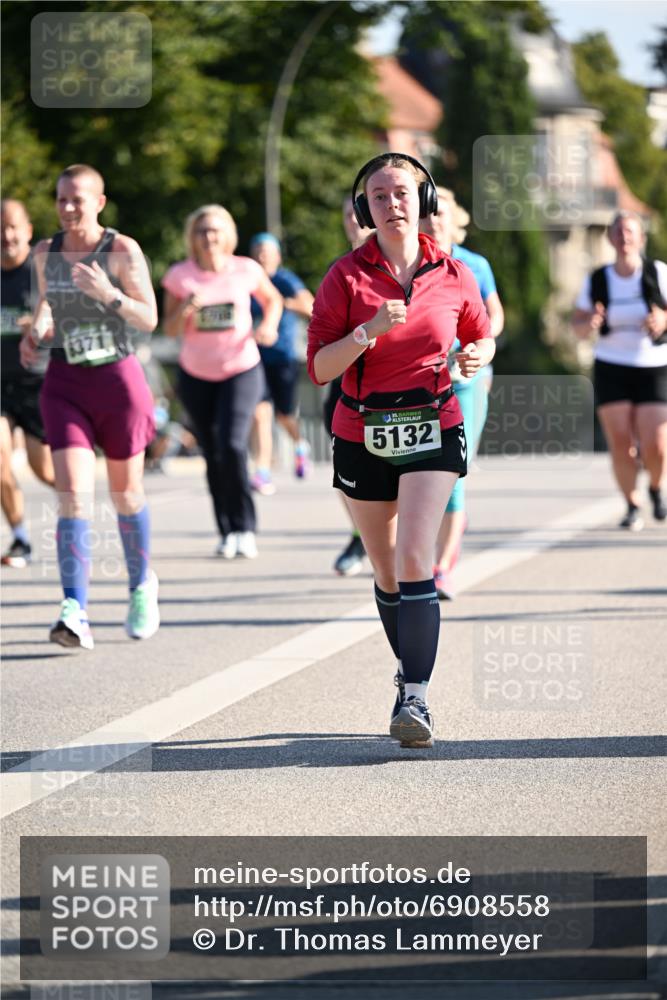 01.09.2024 - BARMER Alsterlauf Dr. Thomas Lammeyer http://msf.ph/oto/6908558 01.09.2024 09:43:29 Laufen 35, 5132 meine-sportfotos.de