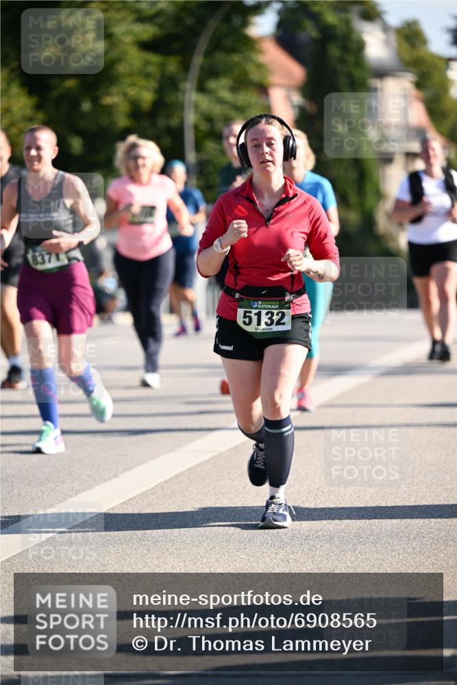01.09.2024 - BARMER Alsterlauf Dr. Thomas Lammeyer http://msf.ph/oto/6908565 01.09.2024 09:43:30 Laufen 35, 5132 meine-sportfotos.de