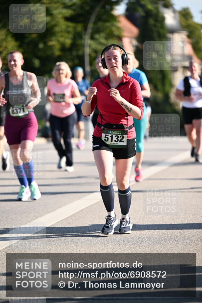 01.09.2024 - BARMER Alsterlauf Dr. Thomas Lammeyer http://msf.ph/oto/6908572 01.09.2024 09:43:30 Laufen 8371, 16135, 5132 meine-sportfotos.de