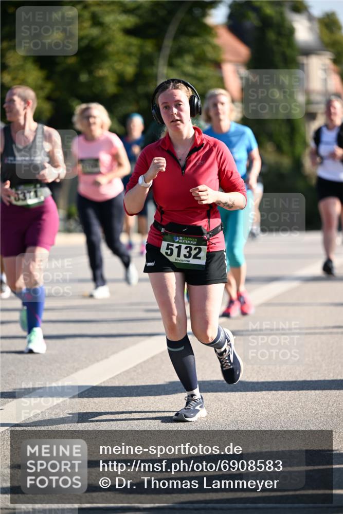 01.09.2024 - BARMER Alsterlauf Dr. Thomas Lammeyer http://msf.ph/oto/6908583 01.09.2024 09:43:30 Laufen 161, 35, 5132 meine-sportfotos.de