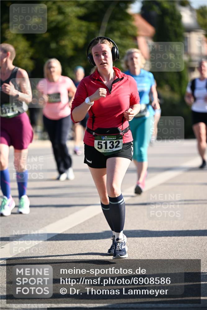 01.09.2024 - BARMER Alsterlauf Dr. Thomas Lammeyer http://msf.ph/oto/6908586 01.09.2024 09:43:30 Laufen 35, 5132 meine-sportfotos.de
