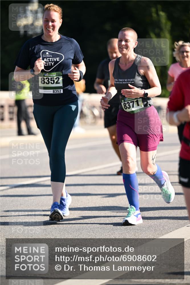 01.09.2024 - BARMER Alsterlauf Dr. Thomas Lammeyer http://msf.ph/oto/6908602 01.09.2024 09:43:31 Laufen 35, 8352, 8352, 8371 meine-sportfotos.de