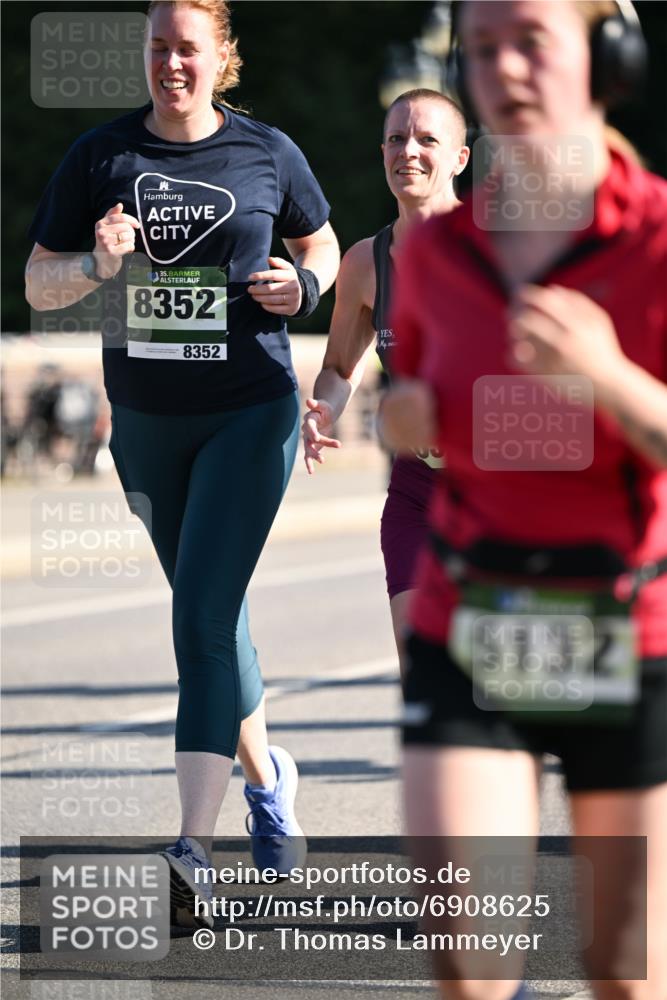 01.09.2024 - BARMER Alsterlauf Dr. Thomas Lammeyer http://msf.ph/oto/6908625 01.09.2024 09:43:32 Laufen 35, 8352, 8352, 5132 meine-sportfotos.de