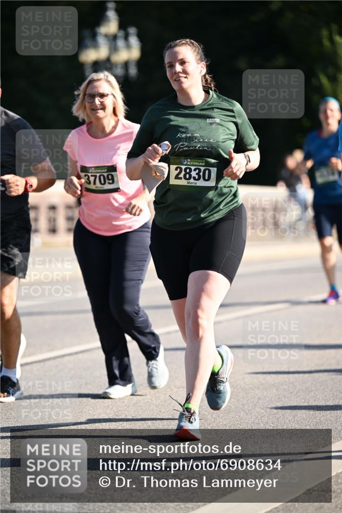 01.09.2024 - BARMER Alsterlauf Dr. Thomas Lammeyer http://msf.ph/oto/6908634 01.09.2024 09:43:33 Laufen 3709, 35, 2830 meine-sportfotos.de