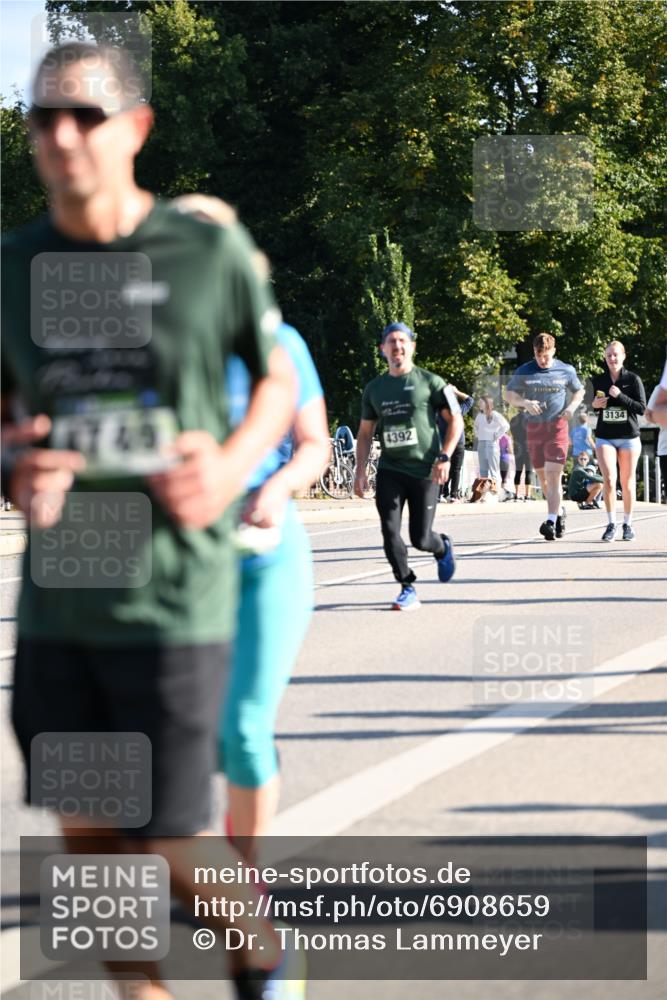 01.09.2024 - BARMER Alsterlauf Dr. Thomas Lammeyer http://msf.ph/oto/6908659 01.09.2024 09:43:34 Laufen 4392, 3134 meine-sportfotos.de