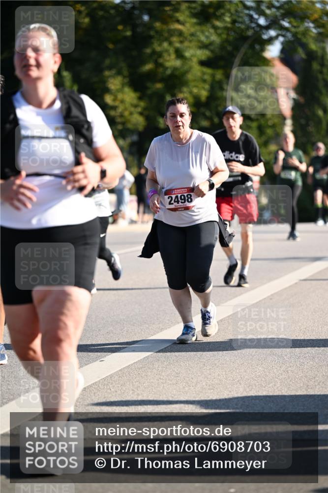 01.09.2024 - BARMER Alsterlauf Dr. Thomas Lammeyer http://msf.ph/oto/6908703 01.09.2024 09:43:36 Laufen 2498 meine-sportfotos.de