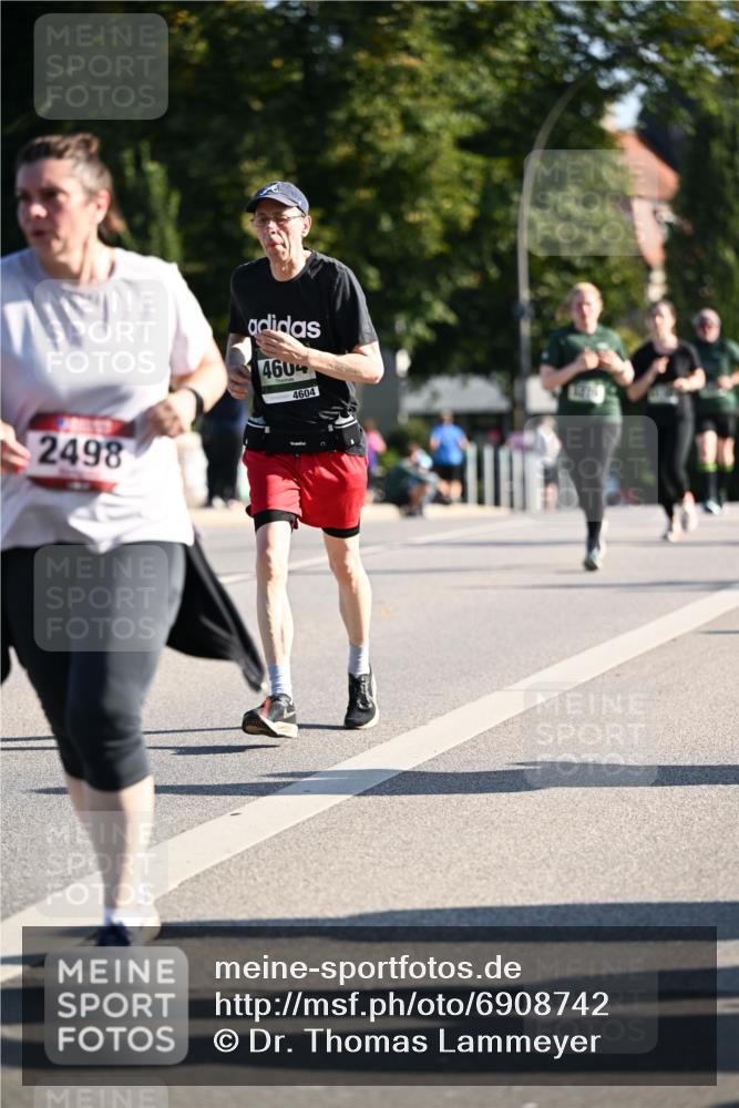 01.09.2024 - BARMER Alsterlauf Dr. Thomas Lammeyer http://msf.ph/oto/6908742 01.09.2024 09:43:38 Laufen 4604, 4604, 2498 meine-sportfotos.de
