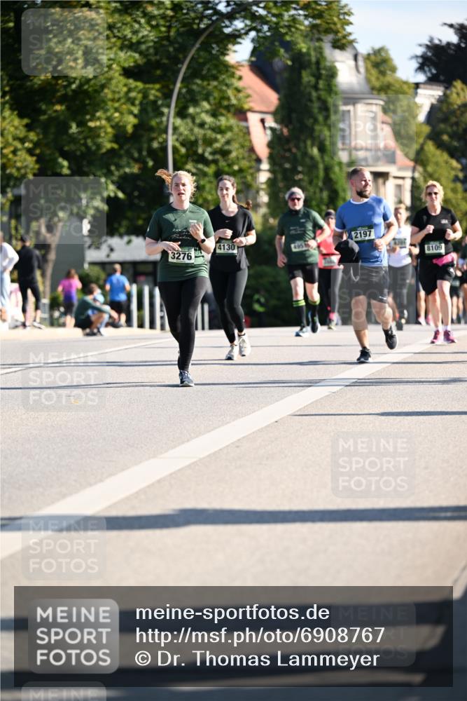 01.09.2024 - BARMER Alsterlauf Dr. Thomas Lammeyer http://msf.ph/oto/6908767 01.09.2024 09:43:39 Laufen 2197, 4130, 3276, 495, 4807, 8109 meine-sportfotos.de
