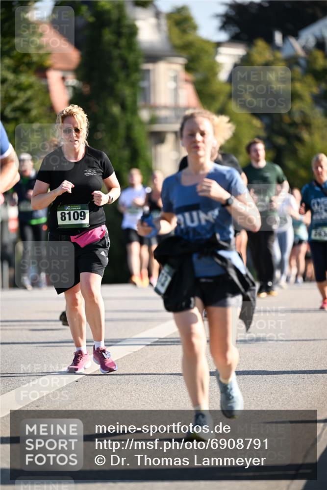 01.09.2024 - BARMER Alsterlauf Dr. Thomas Lammeyer http://msf.ph/oto/6908791 01.09.2024 09:43:43 Laufen 8109 meine-sportfotos.de