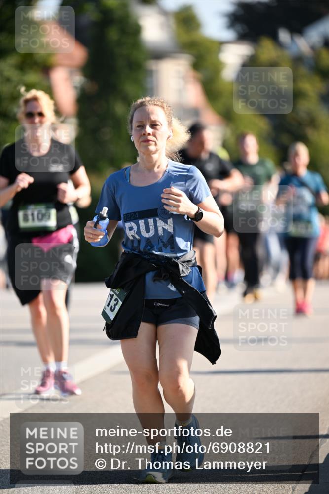 01.09.2024 - BARMER Alsterlauf Dr. Thomas Lammeyer http://msf.ph/oto/6908821 01.09.2024 09:43:44 Laufen 8109, 2024, 13 meine-sportfotos.de
