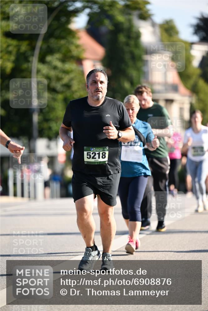 01.09.2024 - BARMER Alsterlauf Dr. Thomas Lammeyer http://msf.ph/oto/6908876 01.09.2024 09:43:47 Laufen 135, 5218 meine-sportfotos.de