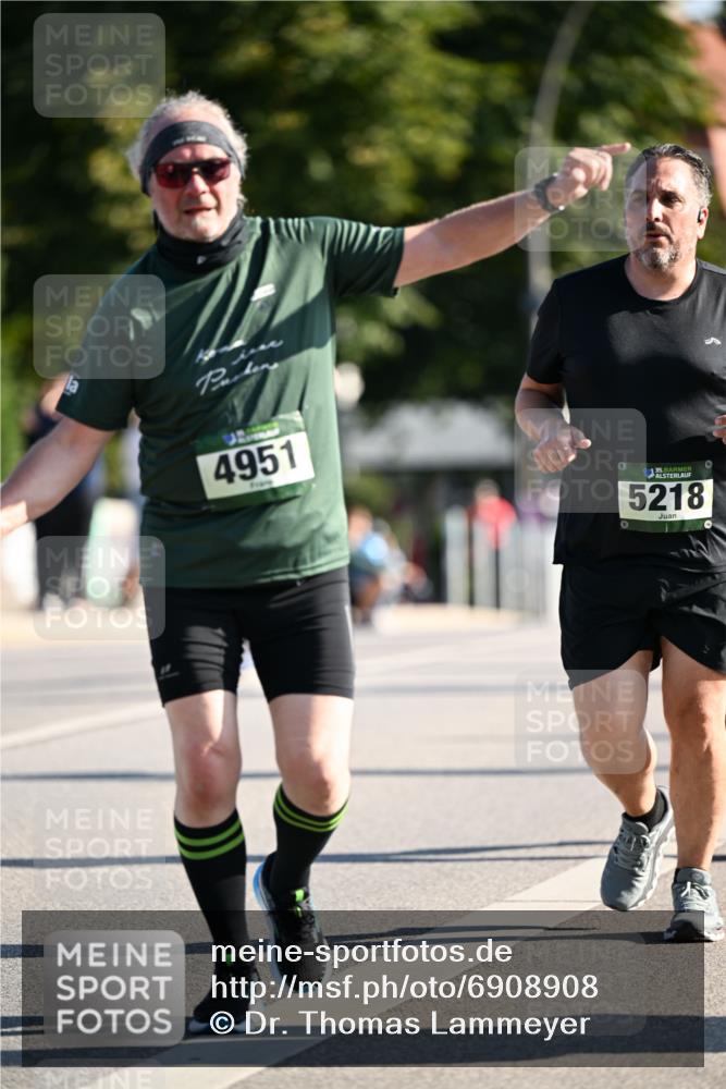 01.09.2024 - BARMER Alsterlauf Dr. Thomas Lammeyer http://msf.ph/oto/6908908 01.09.2024 09:43:48 Laufen 4951, 35, 5218 meine-sportfotos.de