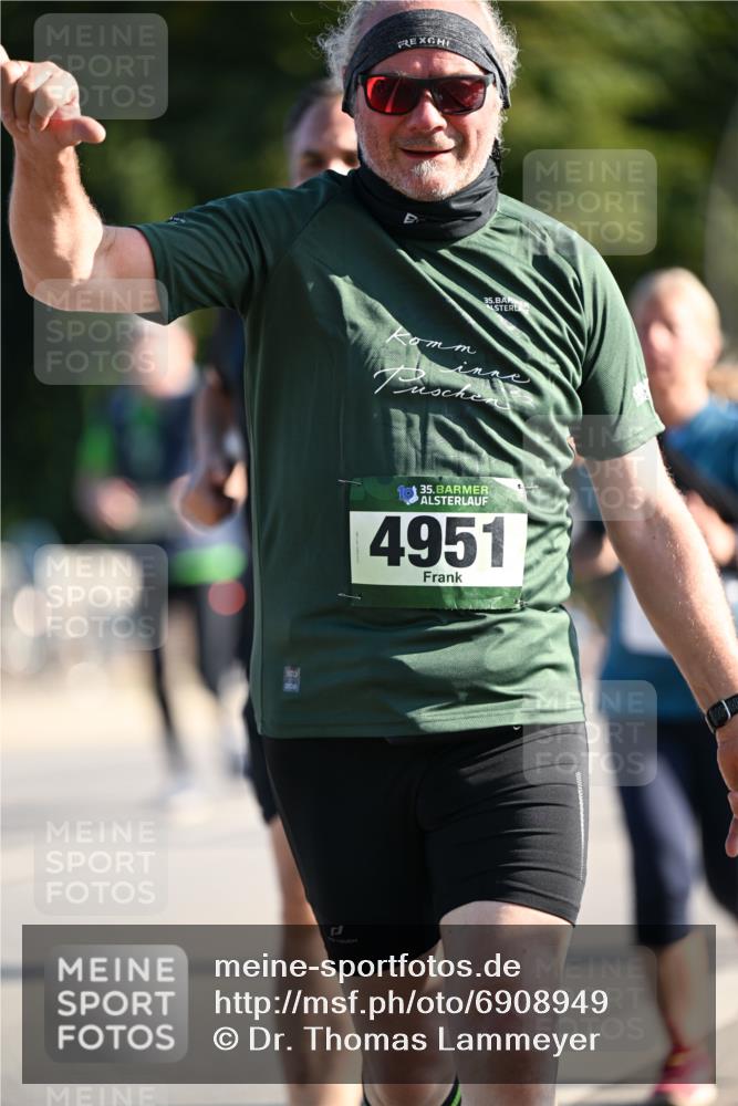 01.09.2024 - BARMER Alsterlauf Dr. Thomas Lammeyer http://msf.ph/oto/6908949 01.09.2024 09:43:49 Laufen 35, 35, 4951 meine-sportfotos.de