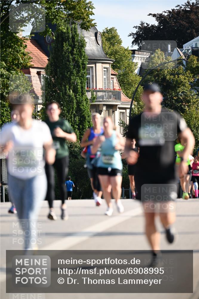 01.09.2024 - BARMER Alsterlauf Dr. Thomas Lammeyer http://msf.ph/oto/6908995 01.09.2024 09:43:52 Laufen  meine-sportfotos.de