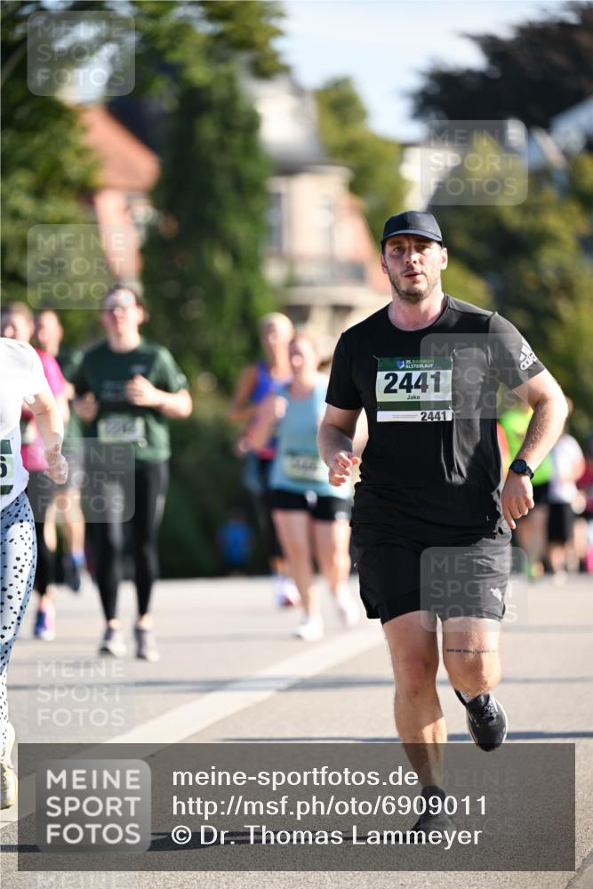 01.09.2024 - BARMER Alsterlauf Dr. Thomas Lammeyer http://msf.ph/oto/6909011 01.09.2024 09:43:52 Laufen 446, 1635, 2441, 2441 meine-sportfotos.de